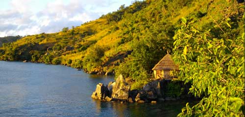 Zulukhuni River Lodge - Lake Malawi