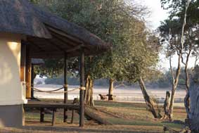 Nsefu Camp - South Luangwa Zambia
