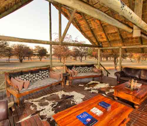 Deception Valley Lodge - Kalahari Botswana