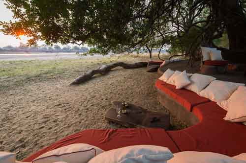 Tena Tena - South Luangwa Zambia